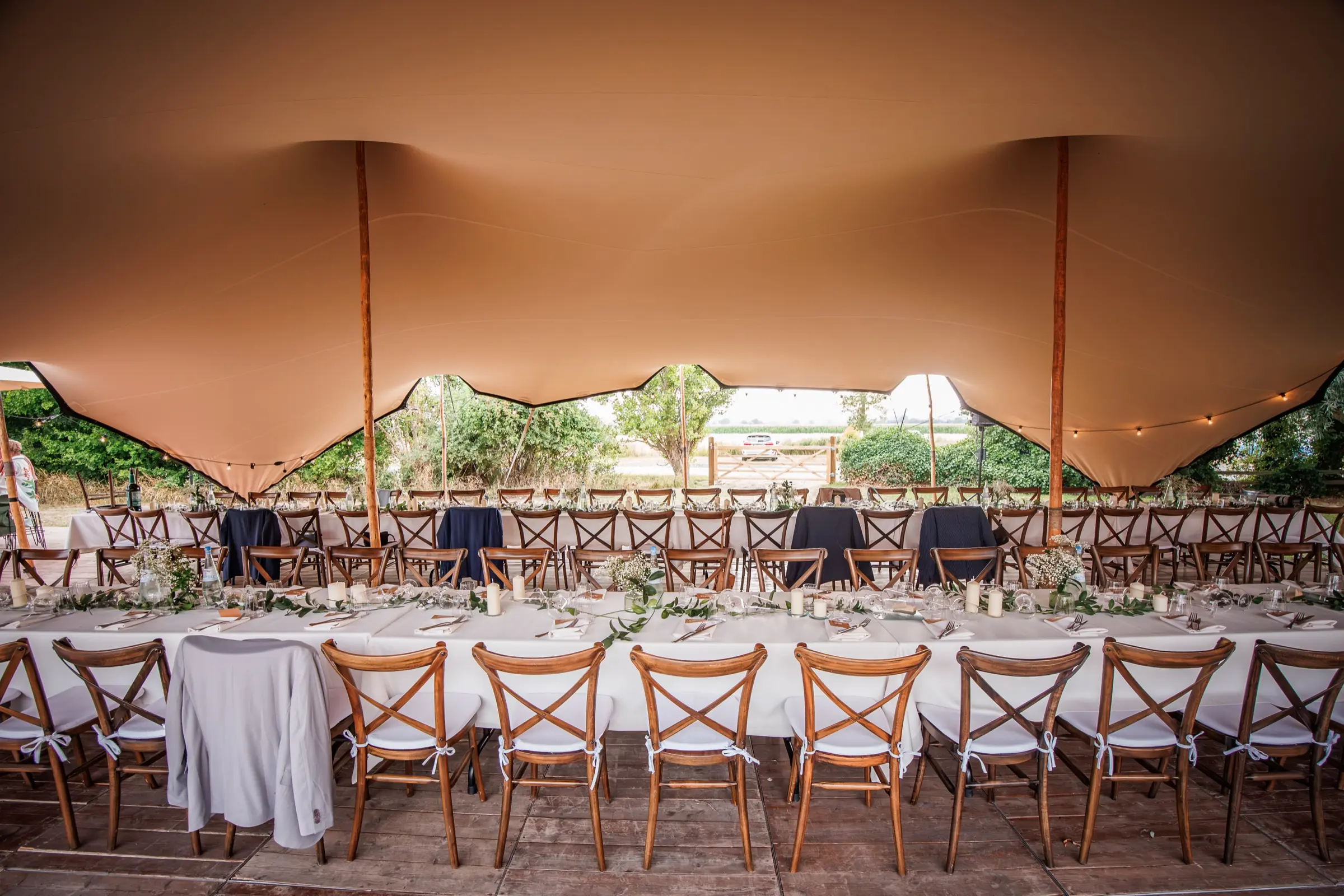 Breed perspectief tent